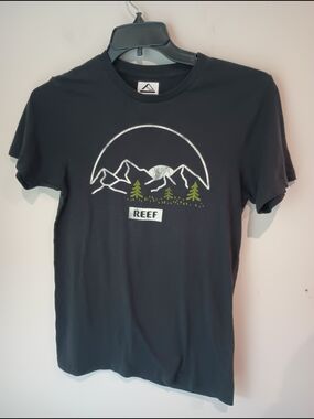 Reef Black T-Shirt with White Mountain and Green Tree Graphic